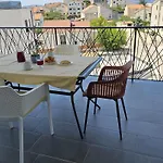 Lejlighed Family Close To With Restaurant Brodarica (Sibenik-Knin)