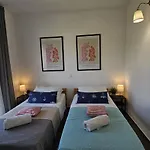 Family Close To With Restaurant アパート ブロダリツァ