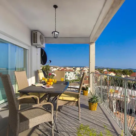 Apartment Brodarica Near The - Spacious 2-bedroom Penthouse With Large Terrace