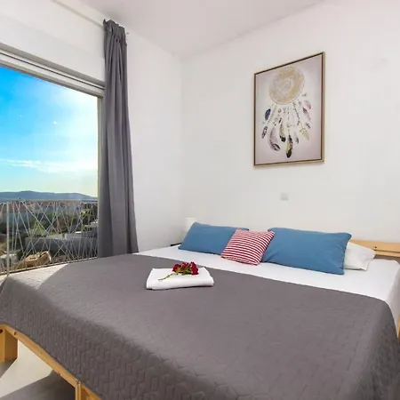 Brodarica Near The - Spacious 2-bedroom Penthouse With Large Terrace * Brodarica (Sibenik-Knin)