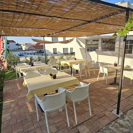 Apartman Near The - Spacious 2-bedroom Penthouse With Large Terrace