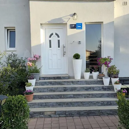 Brodarica Apartments Family Close To Beach With Restaurant Apartman *