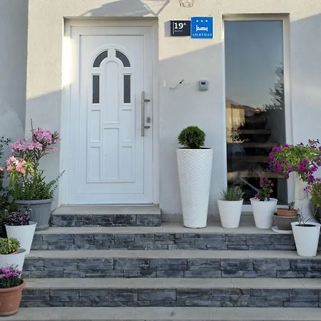 Brodarica Apartments Family Close To Beach With Restaurant *