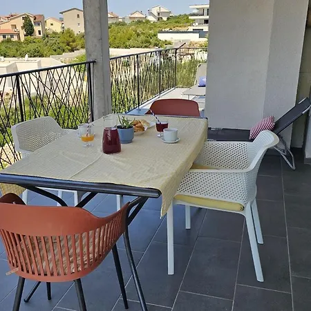 Apartman Near The - Spacious 2-bedroom Penthouse With Large Terrace Brodarica (Sibenik-Knin)