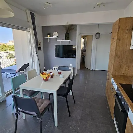 Apartman Near The - Spacious 2-bedroom Penthouse With Large Terrace Brodarica (Sibenik-Knin)