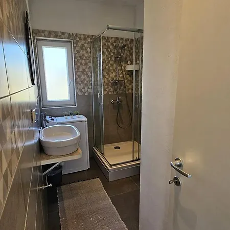 Apartman Near The - Spacious 2-bedroom Penthouse With Large Terrace Brodarica (Sibenik-Knin)