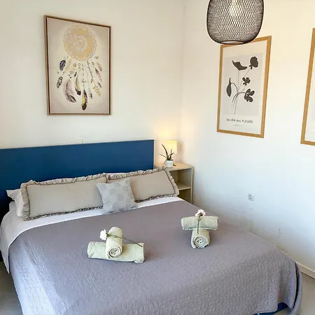 Whitehouse Family - Close To With Restaurant Apartamento