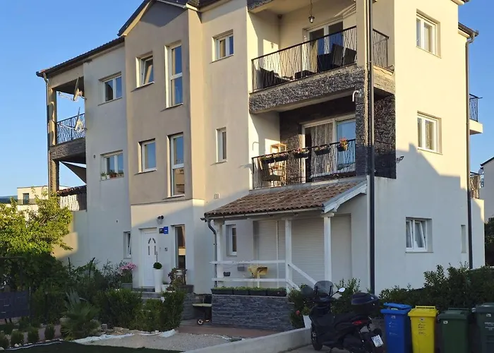 Apartman Brodarica Apartments Family Close To Beach With Restaurant *