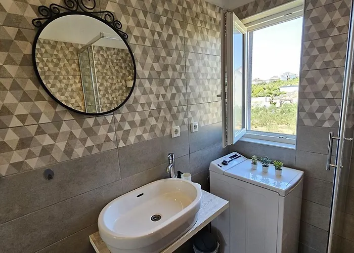 Brodarica Apartments Family Close To Beach With Restaurant *