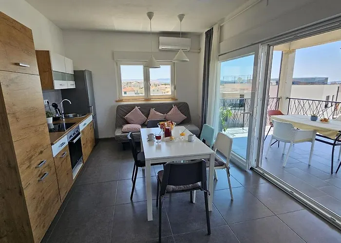 Apartman Brodarica Apartments Family Close To Beach With Restaurant *