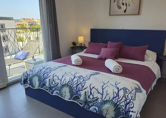 Apartman Brodarica Apartments Family Close To Beach With Restaurant
